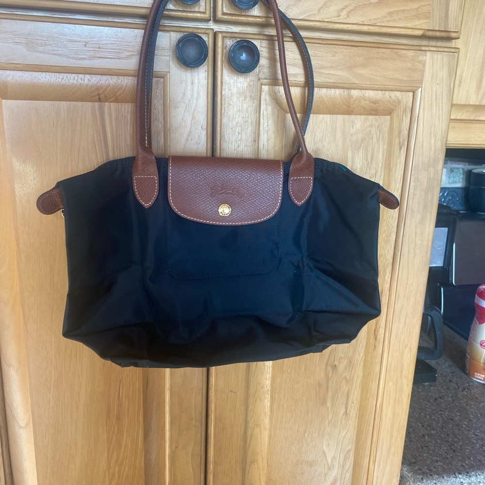Longchamp Black canvas and brown leather pliage Shopping Modele Pose Tote bag.